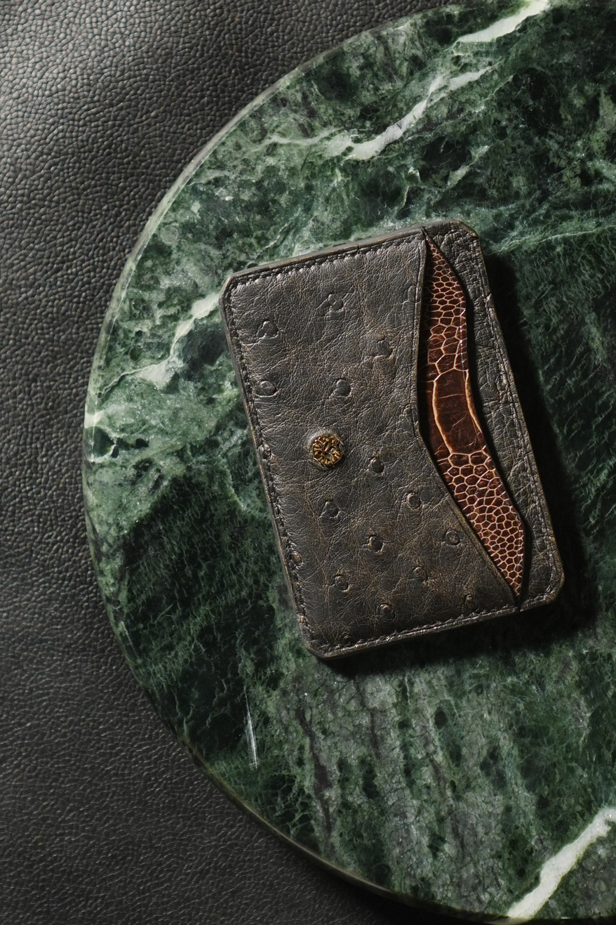 Custom leather card holder Sri Lanka by ZYDHNEY